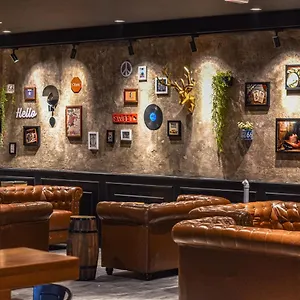 Zone Hotel