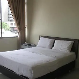 Dragon & Phoenix Hotel